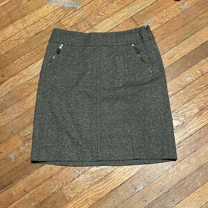 Beautiful Ann Taylor skirt